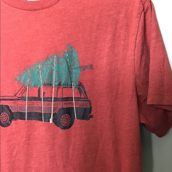 EUC  JCREW TEE.JEEP W/ CHRISTMAS TREE ON TOP 🙃 - Picture 4 of 7